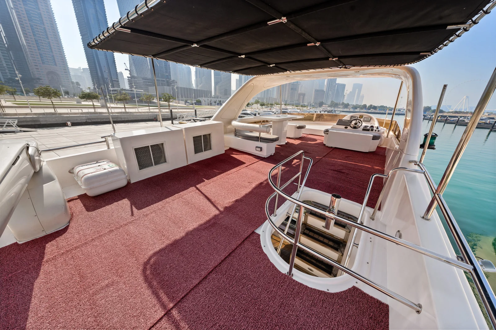 90ft Luxury Yacht View